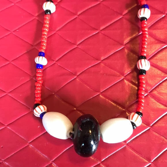 Made by Artist necklace - Picture 2 of 2